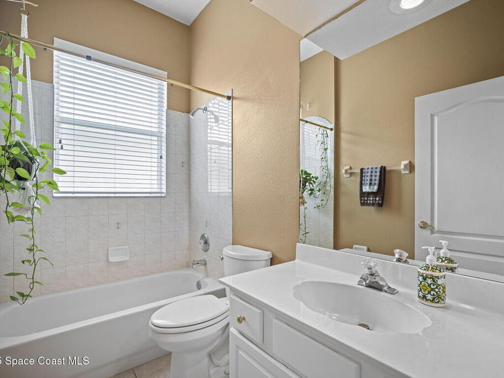 1582 Laramie Circle, Melbourne, FL 32940
