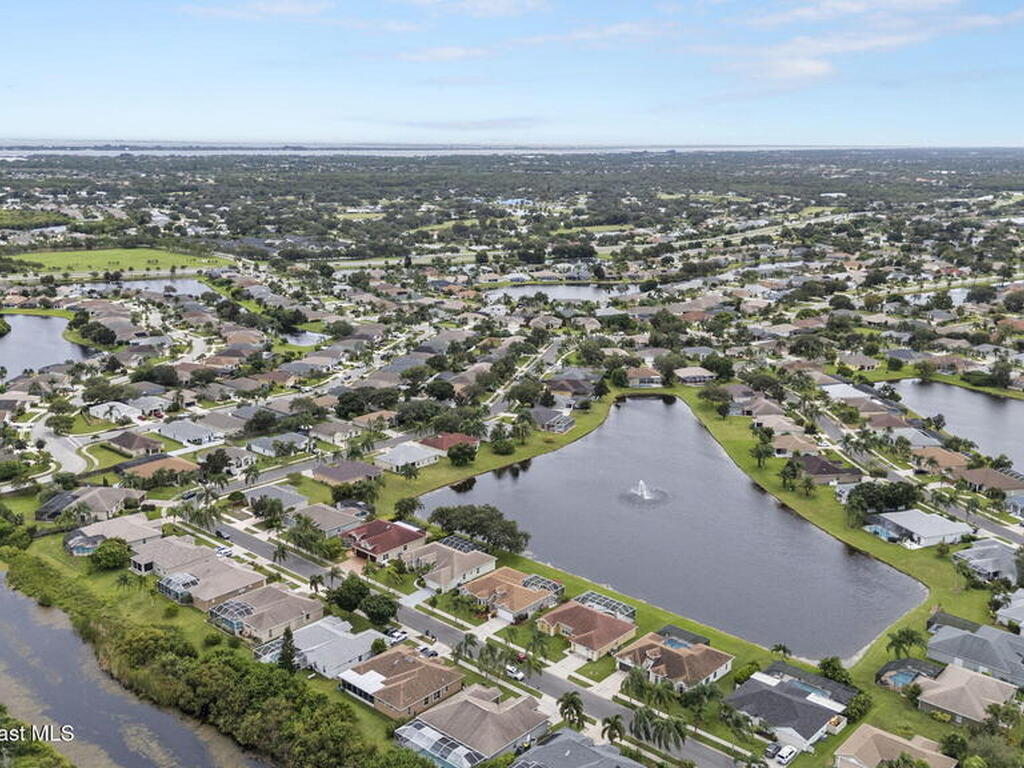 1582 Laramie Circle, Melbourne, FL 32940