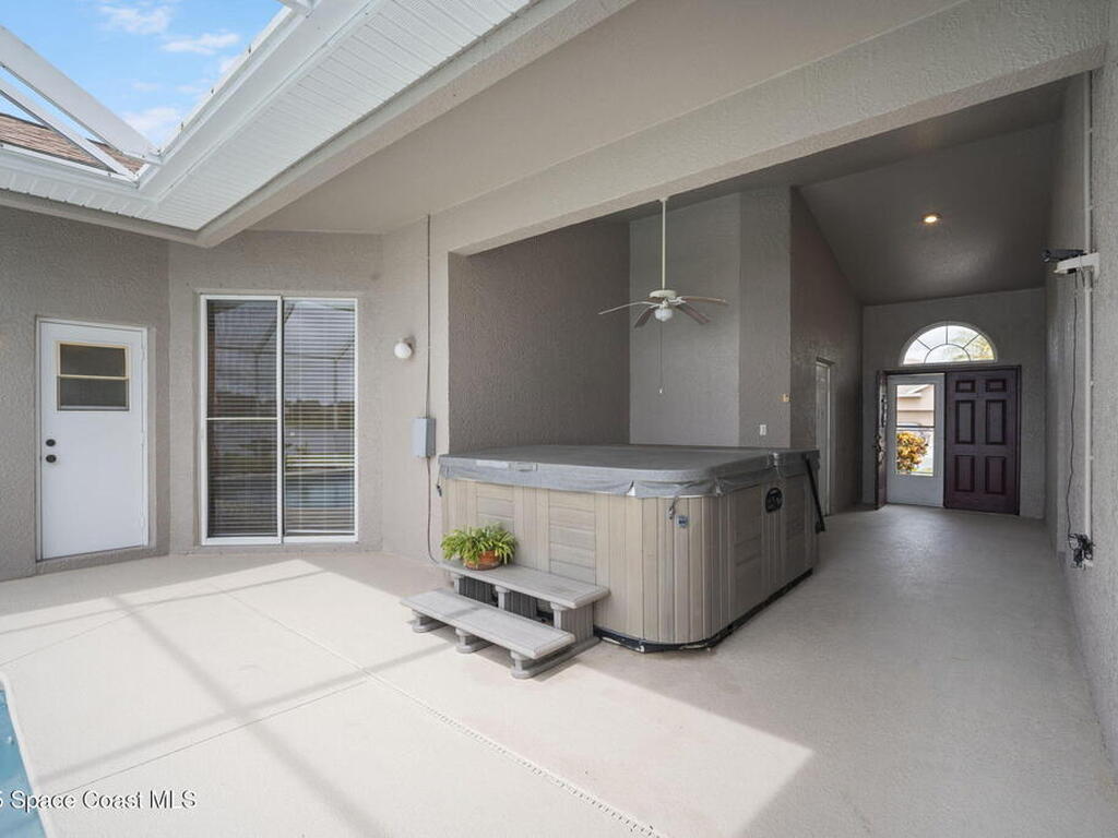 1582 Laramie Circle, Melbourne, FL 32940