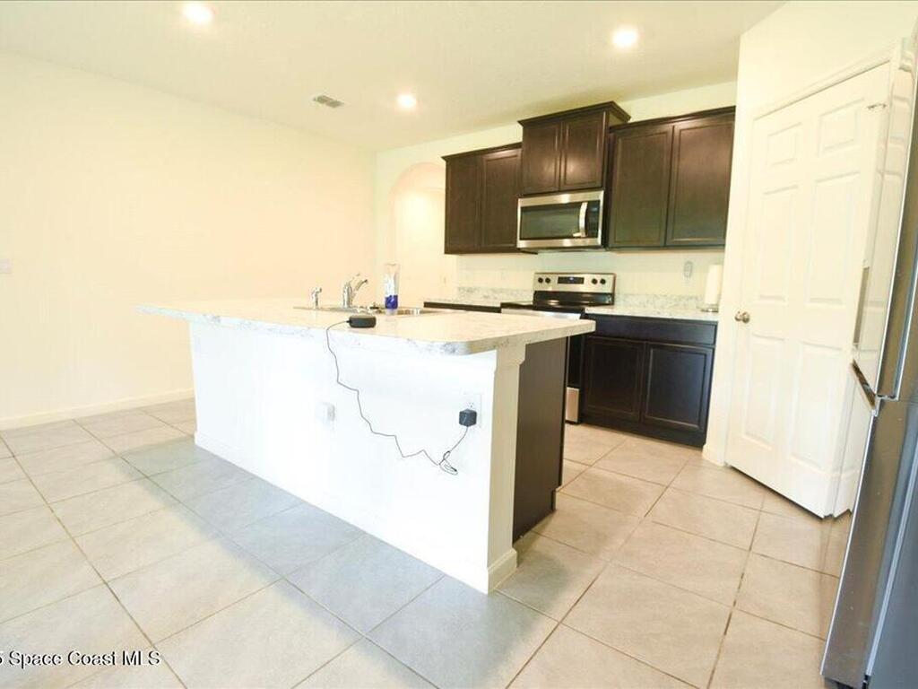 1574 Heartwellville Street, Palm Bay, FL 32907