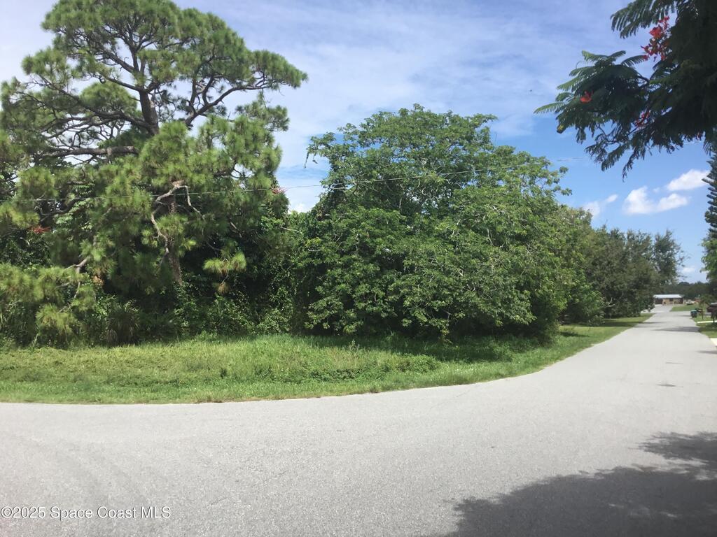 1198 Ver Circle, Palm Bay, FL 32905