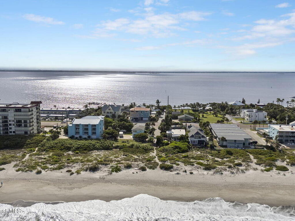 2694 S Atlantic Avenue, Cocoa Beach, FL 32931