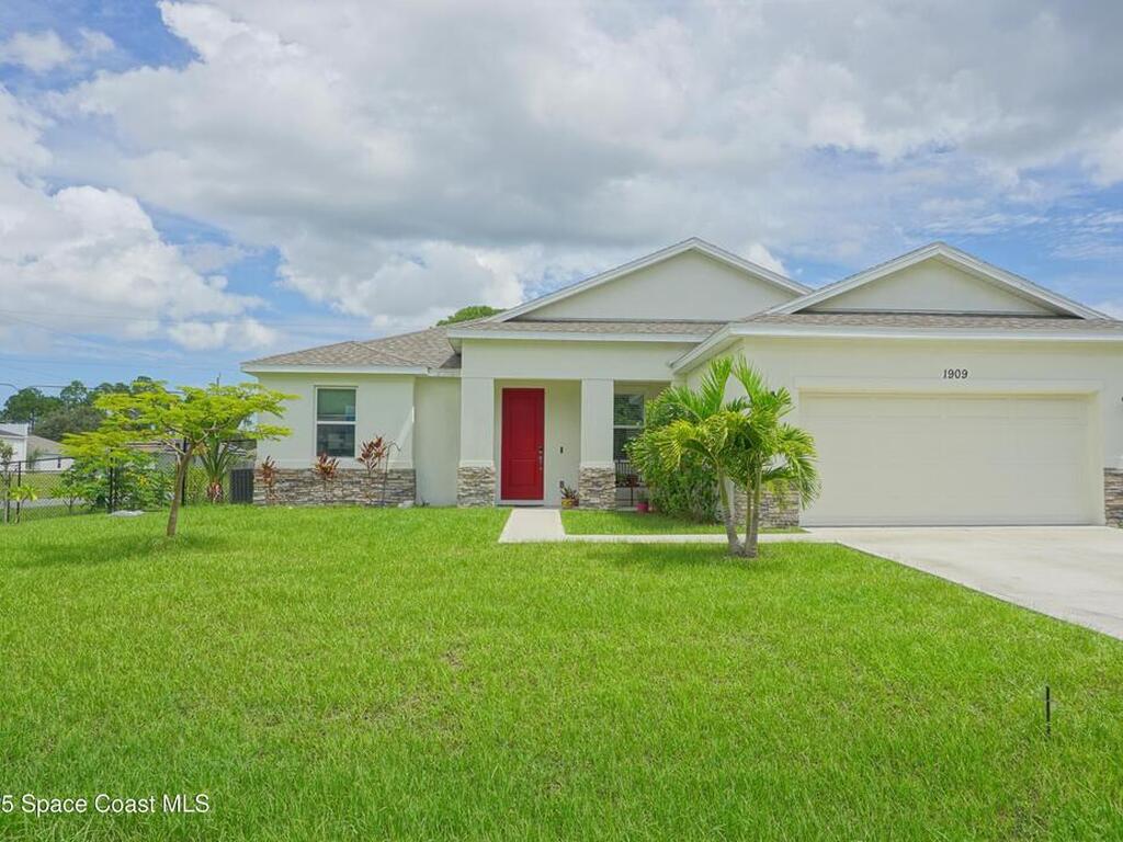 1909 Thomasville Avenue, Palm Bay, FL 32909