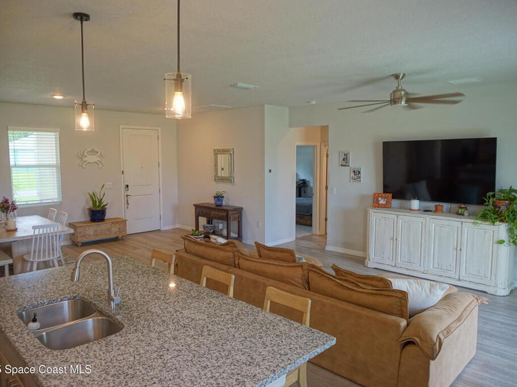 1909 Thomasville Avenue, Palm Bay, FL 32909