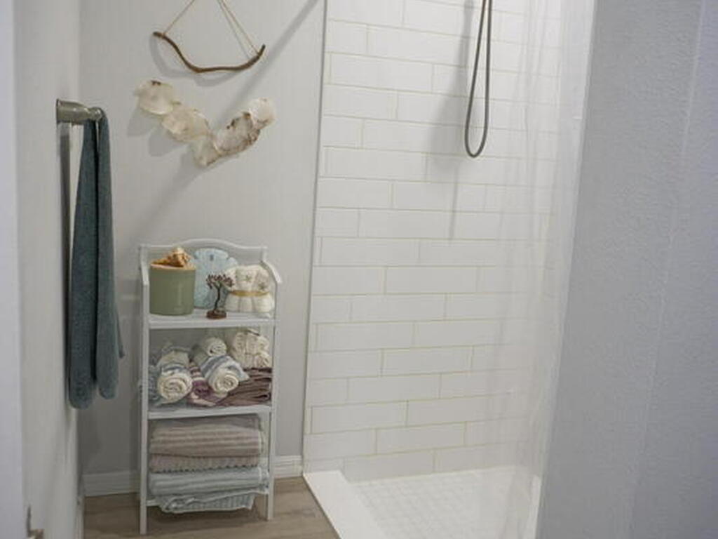 1909 Thomasville Avenue, Palm Bay, FL 32909