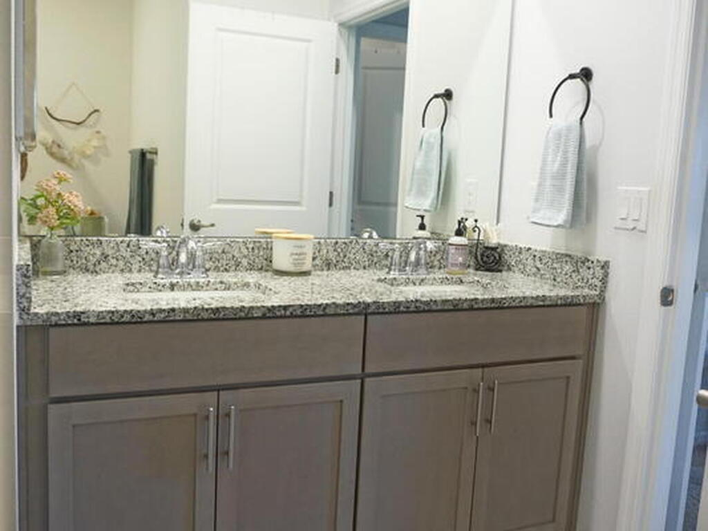 1909 Thomasville Avenue, Palm Bay, FL 32909