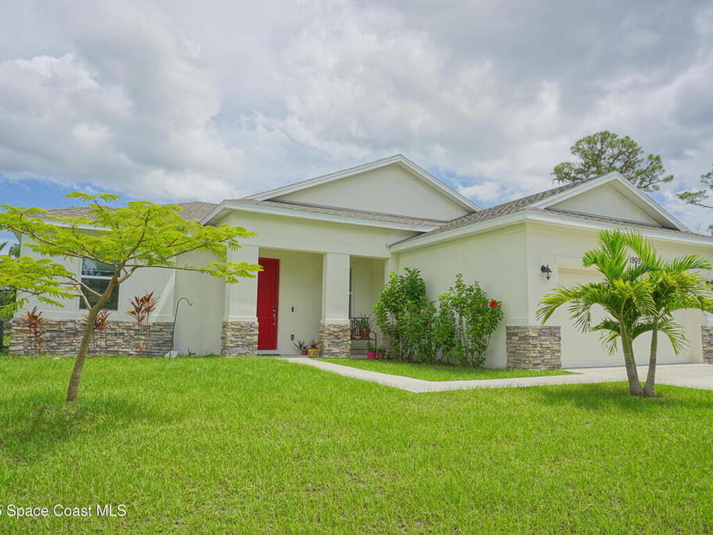 1909 Thomasville Avenue, Palm Bay, FL 32909