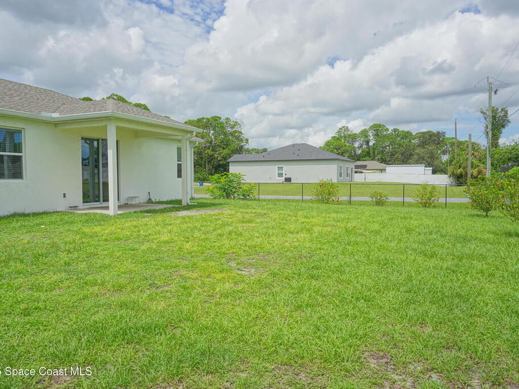1909 Thomasville Avenue, Palm Bay, FL 32909