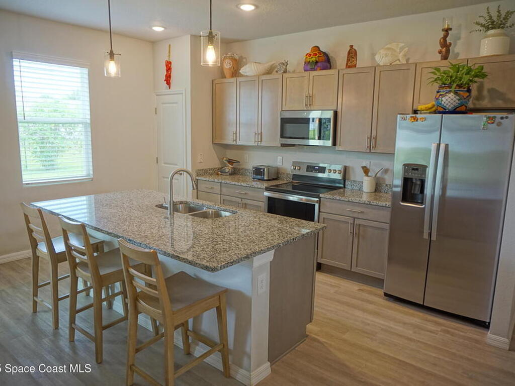 1909 Thomasville Avenue, Palm Bay, FL 32909