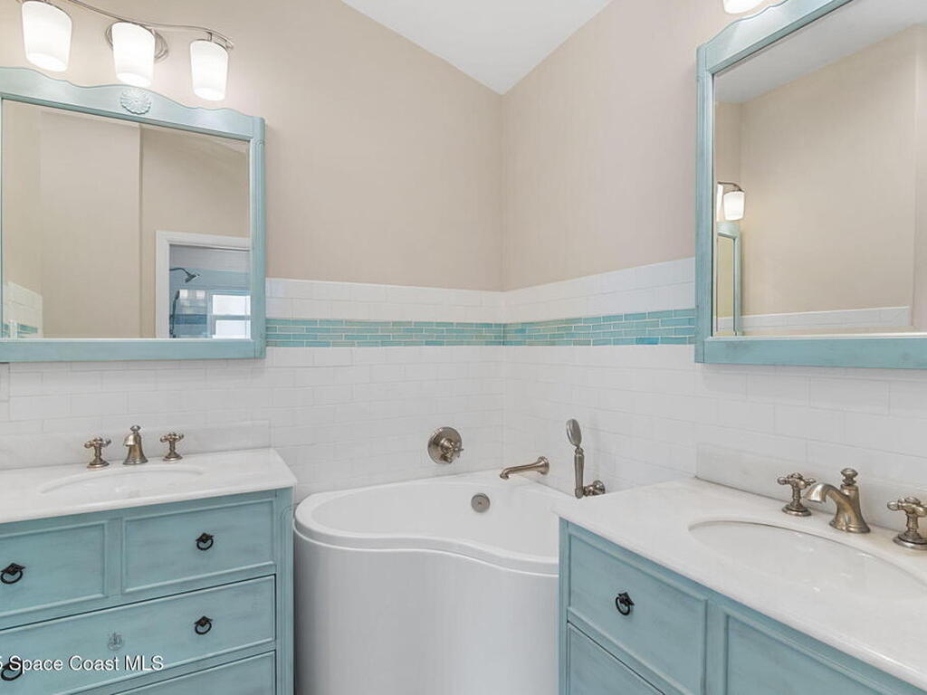 318 Banyan Way, Melbourne Beach, FL 32951
