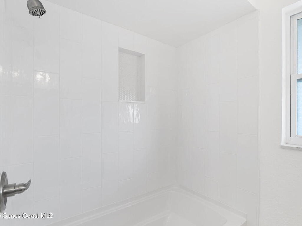 318 Banyan Way, Melbourne Beach, FL 32951