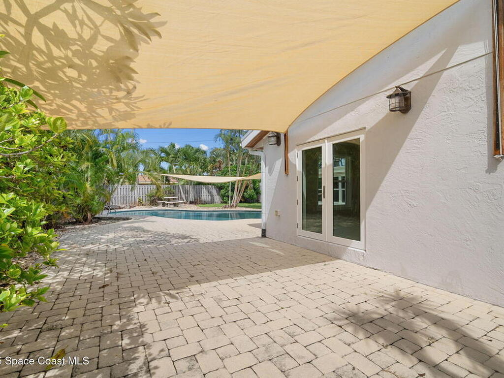 318 Banyan Way, Melbourne Beach, FL 32951