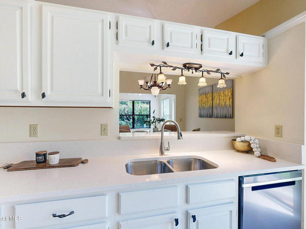 195 Country Club Drive, Melbourne, FL 32940