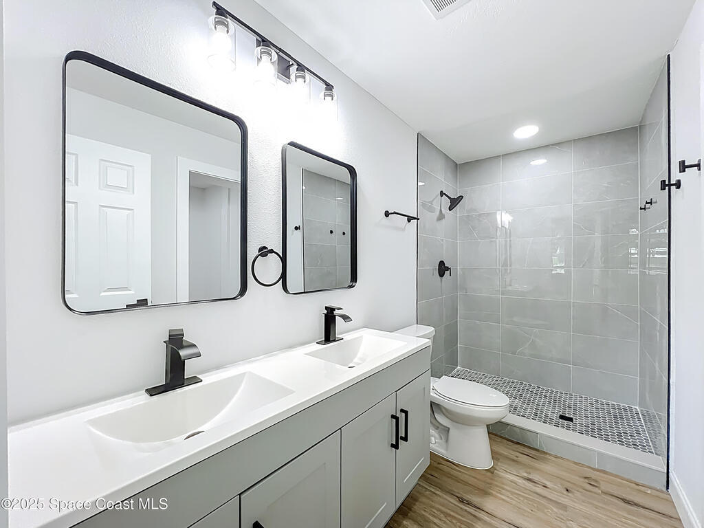 2340 Iowa Drive, Melbourne, FL 32935