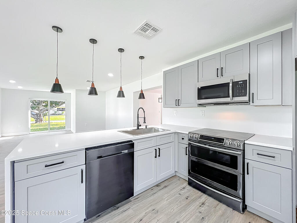 2340 Iowa Drive, Melbourne, FL 32935