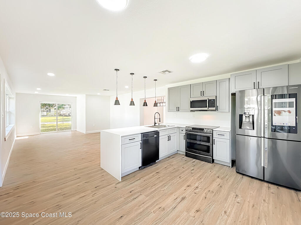 2340 Iowa Drive, Melbourne, FL 32935