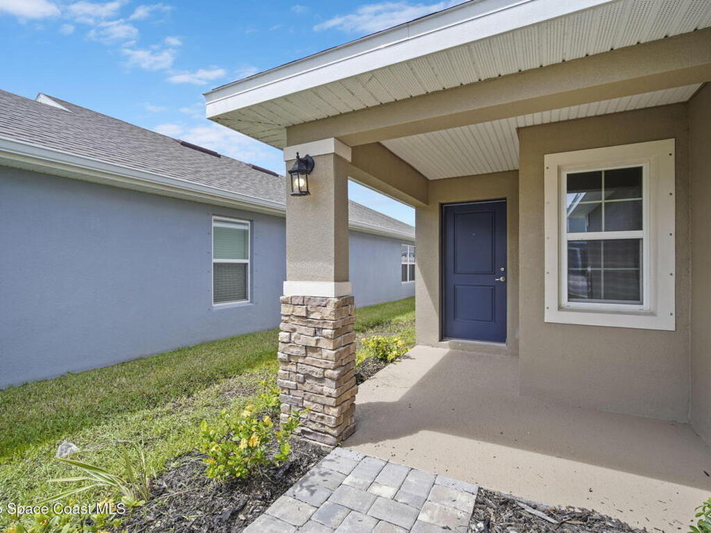 1117 Canfield Circle, Palm Bay, FL 32909