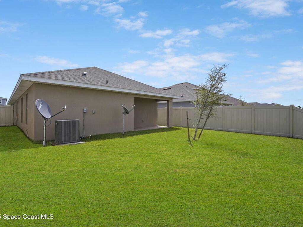 1117 Canfield Circle, Palm Bay, FL 32909