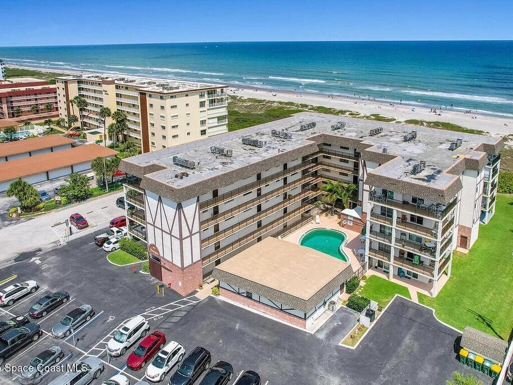 383 N Atlantic Avenue, Cocoa Beach, FL 32931