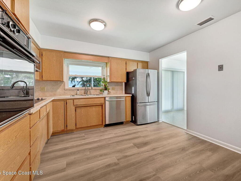 100 Cat Cay Lane, Indian Harbour Beach, FL 32937