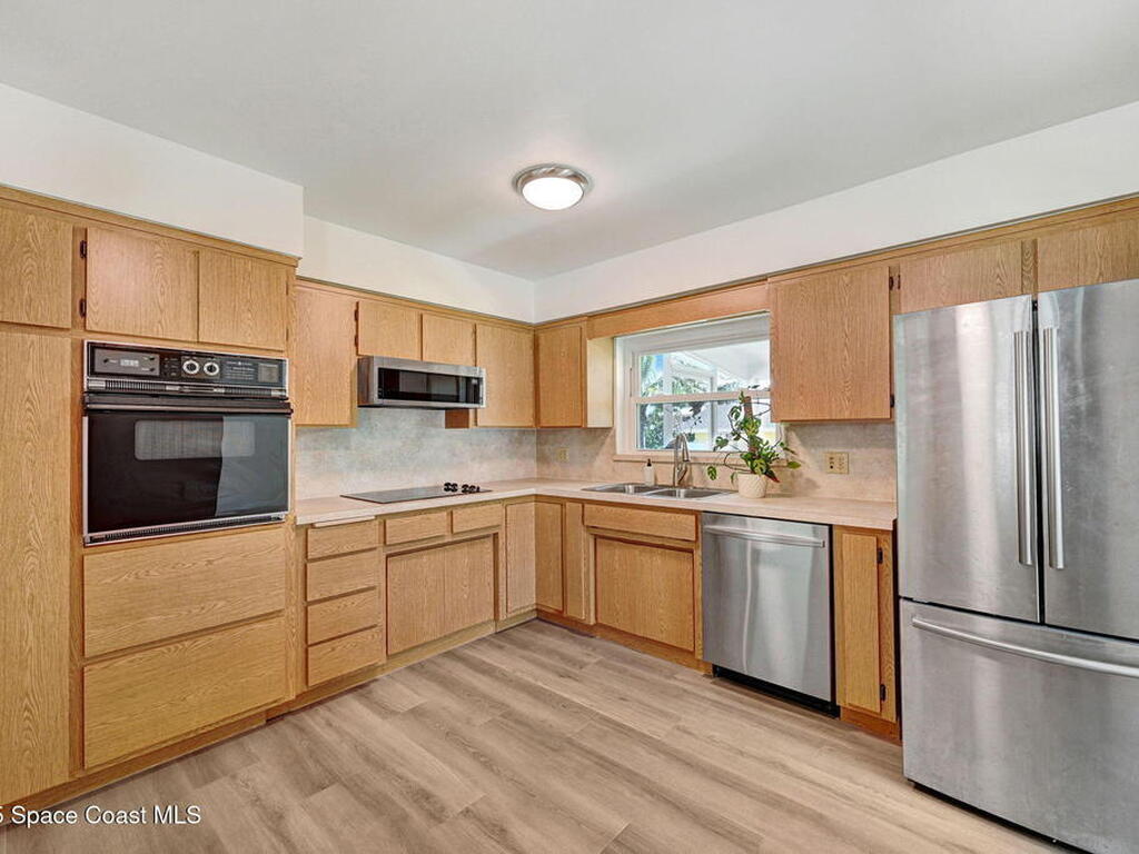 100 Cat Cay Lane, Indian Harbour Beach, FL 32937