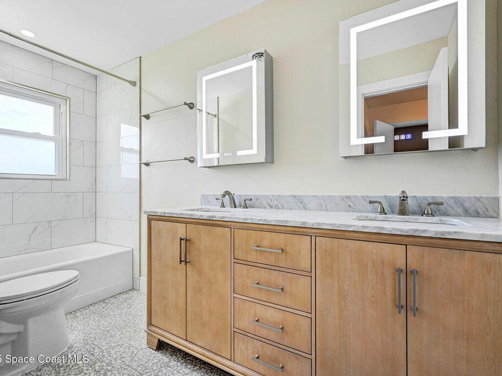 100 Cat Cay Lane, Indian Harbour Beach, FL 32937