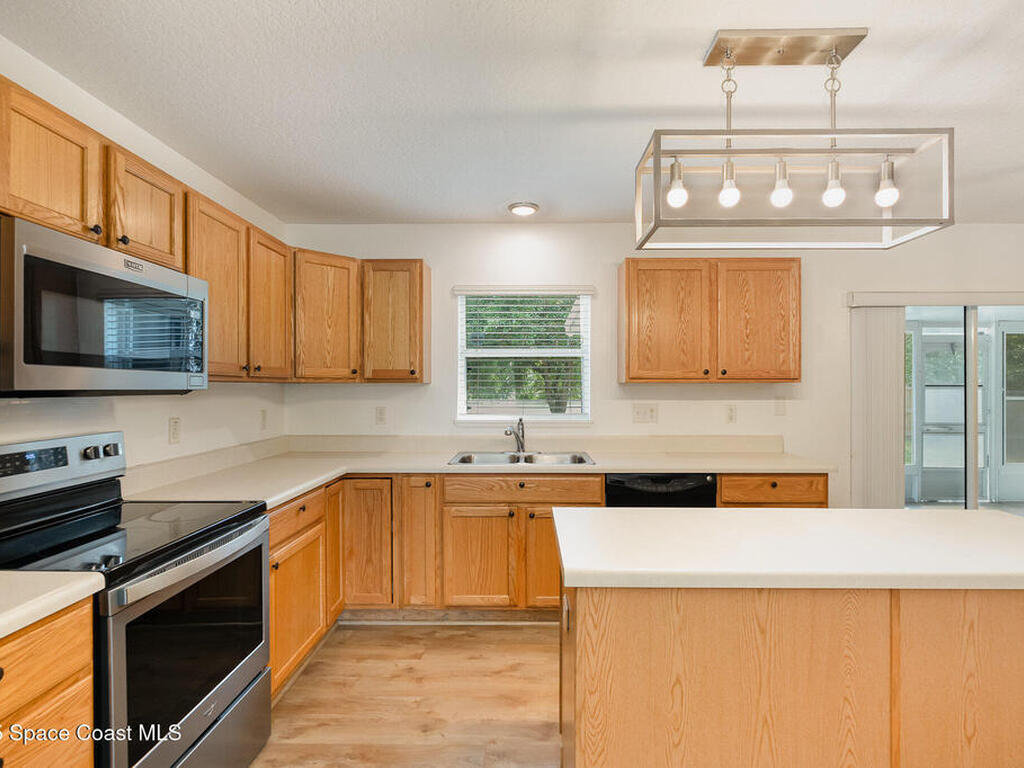 3325 Burdock Avenue, Melbourne, FL 32904