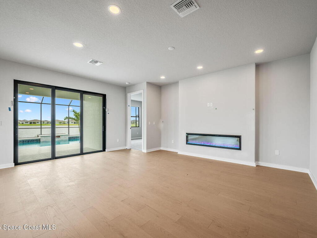 2823 Burnham Lane, Melbourne, FL 32940