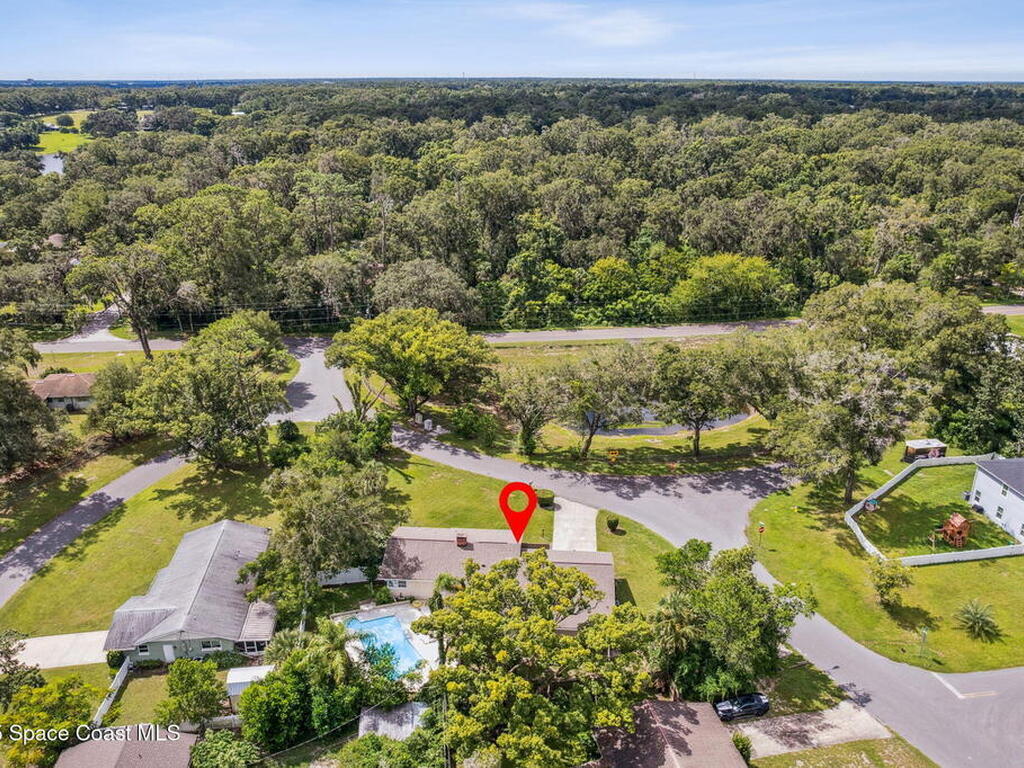 2541 Parkway Drive, DeLand, FL 32720