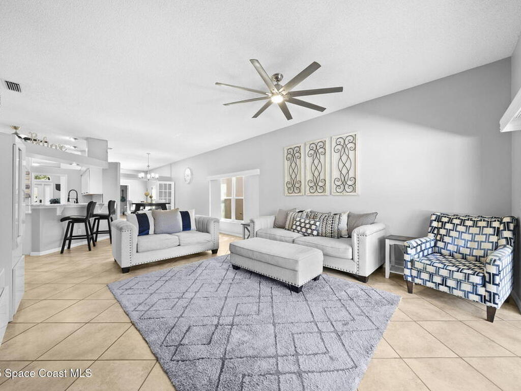 867 Villa Drive, Melbourne, FL 32940