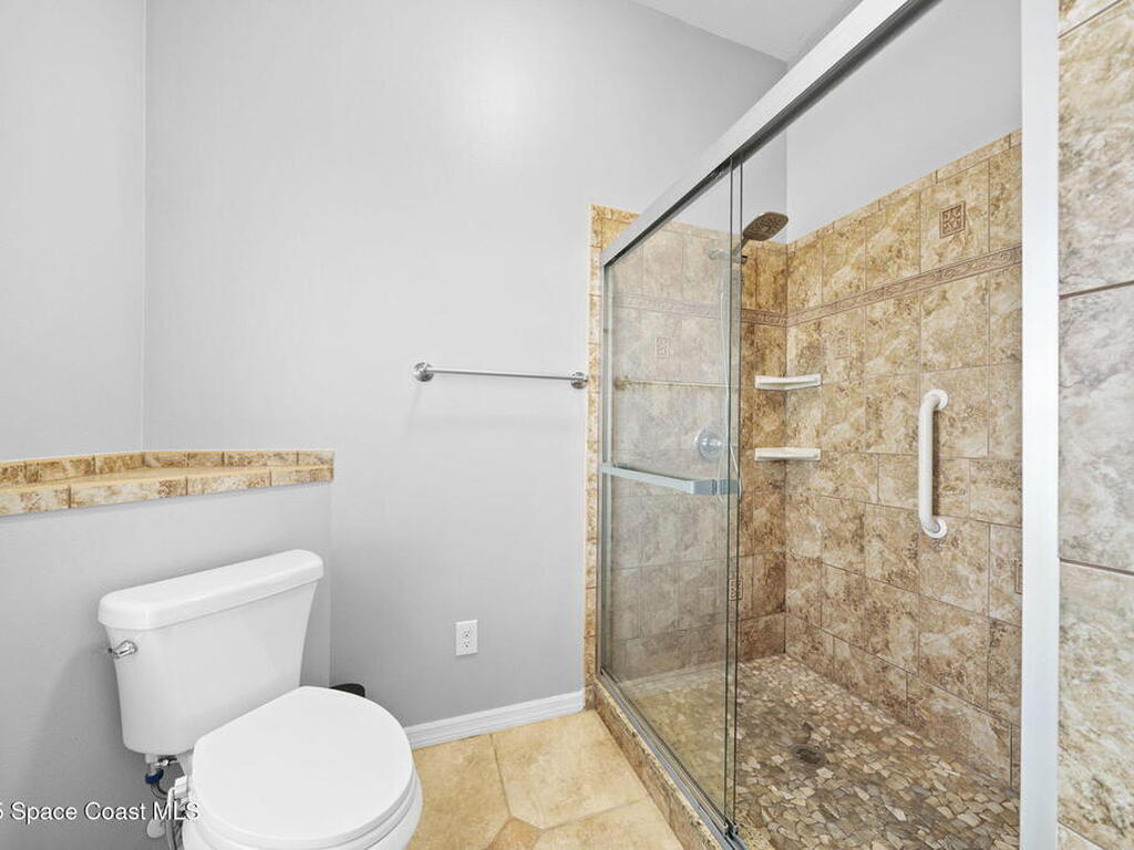 867 Villa Drive, Melbourne, FL 32940