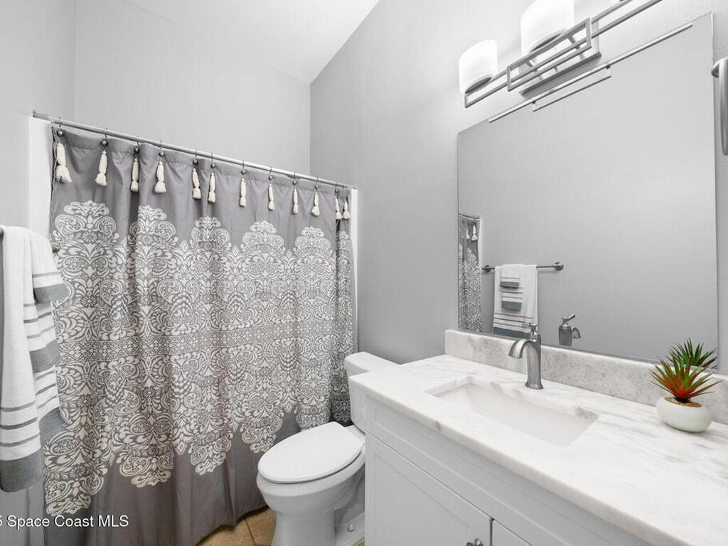 867 Villa Drive, Melbourne, FL 32940