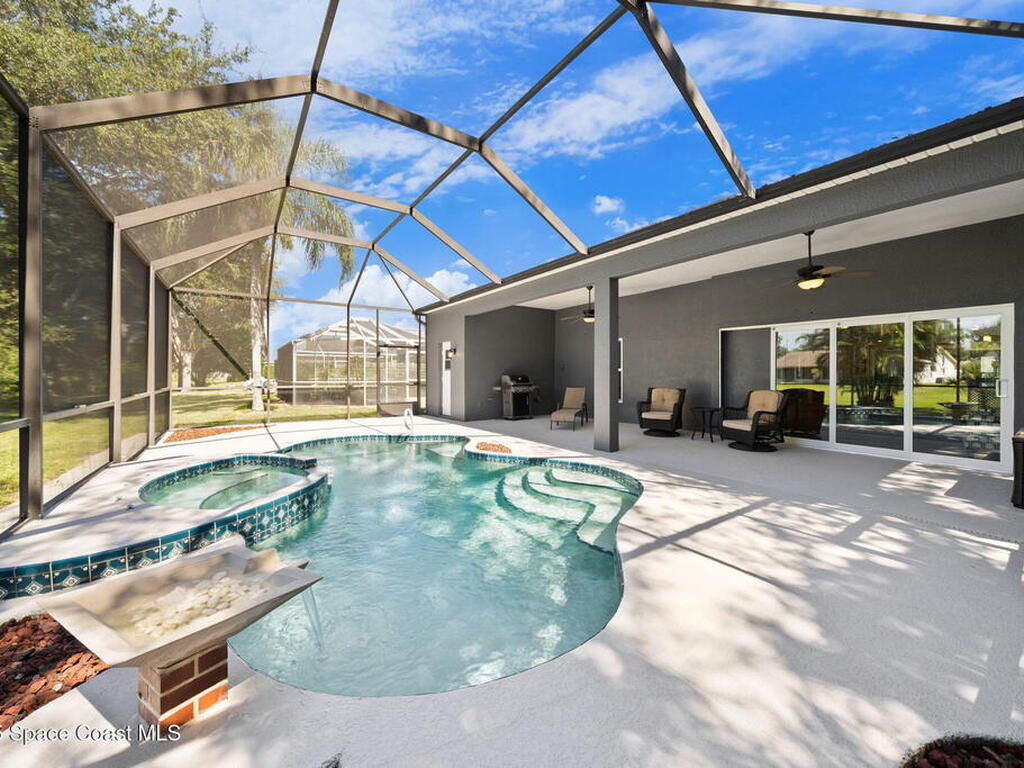 867 Villa Drive, Melbourne, FL 32940