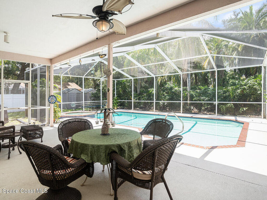 3817 Redwood Drive, Land O'Lakes, FL 34637