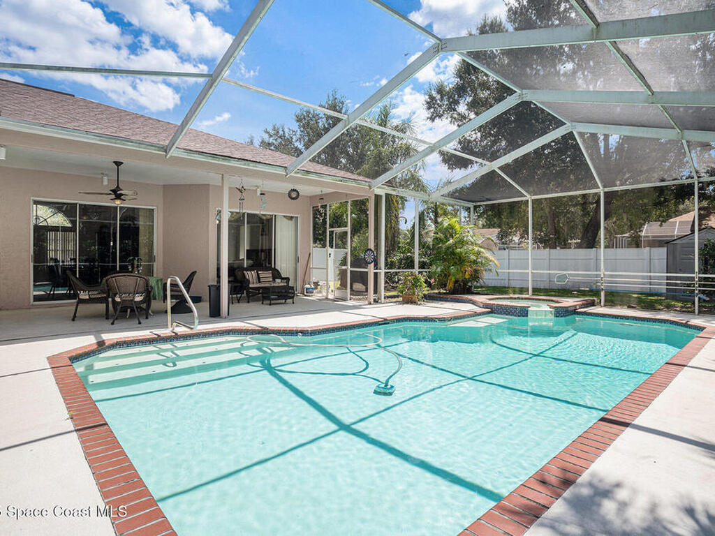 3817 Redwood Drive, Land O'Lakes, FL 34637