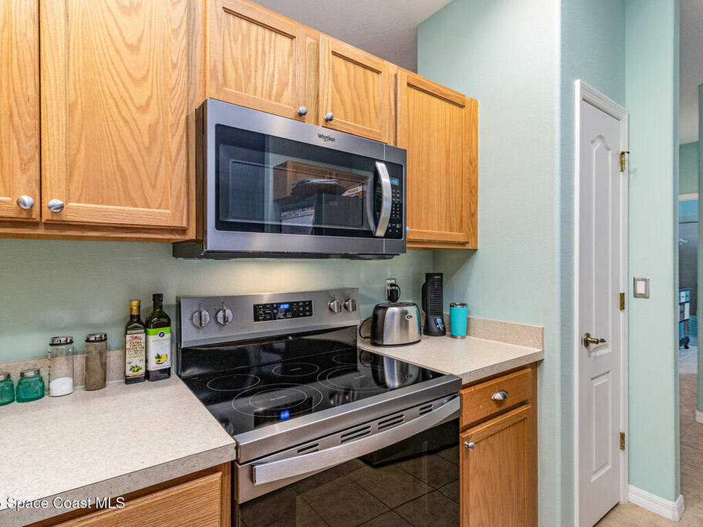 3900 Playa Del Sol Drive, Rockledge, FL 32955