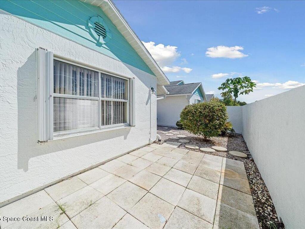 1022 Villa Drive, Suntree, FL 32940