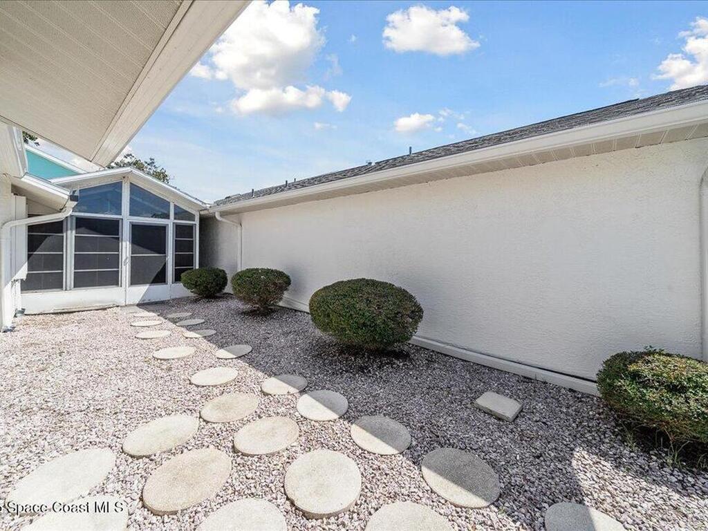 1022 Villa Drive, Suntree, FL 32940