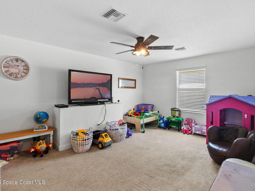 503 Veridian Circle, Palm Bay, FL 32907