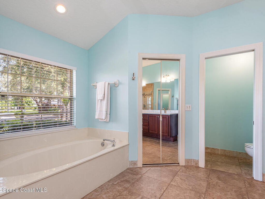 772 Lake Drive, Melbourne, FL 32940