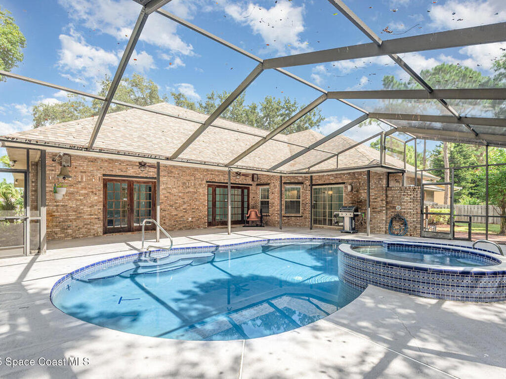 772 Lake Drive, Melbourne, FL 32940