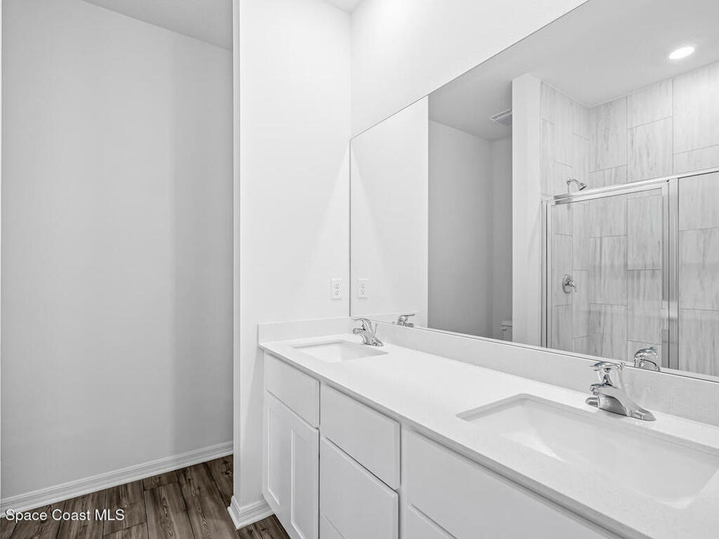 435 Olney Street, Palm Bay, FL 32908