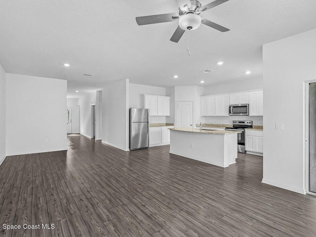 435 Olney Street, Palm Bay, FL 32908