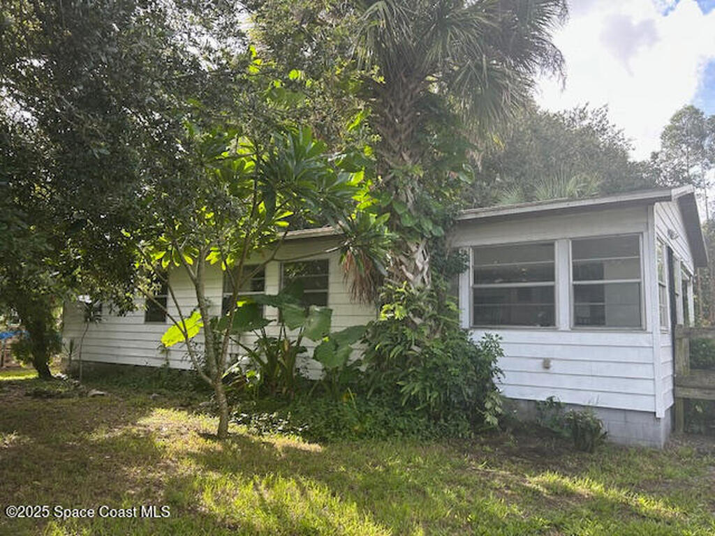 325 Marseilles Drive, Merritt Island, FL 32953