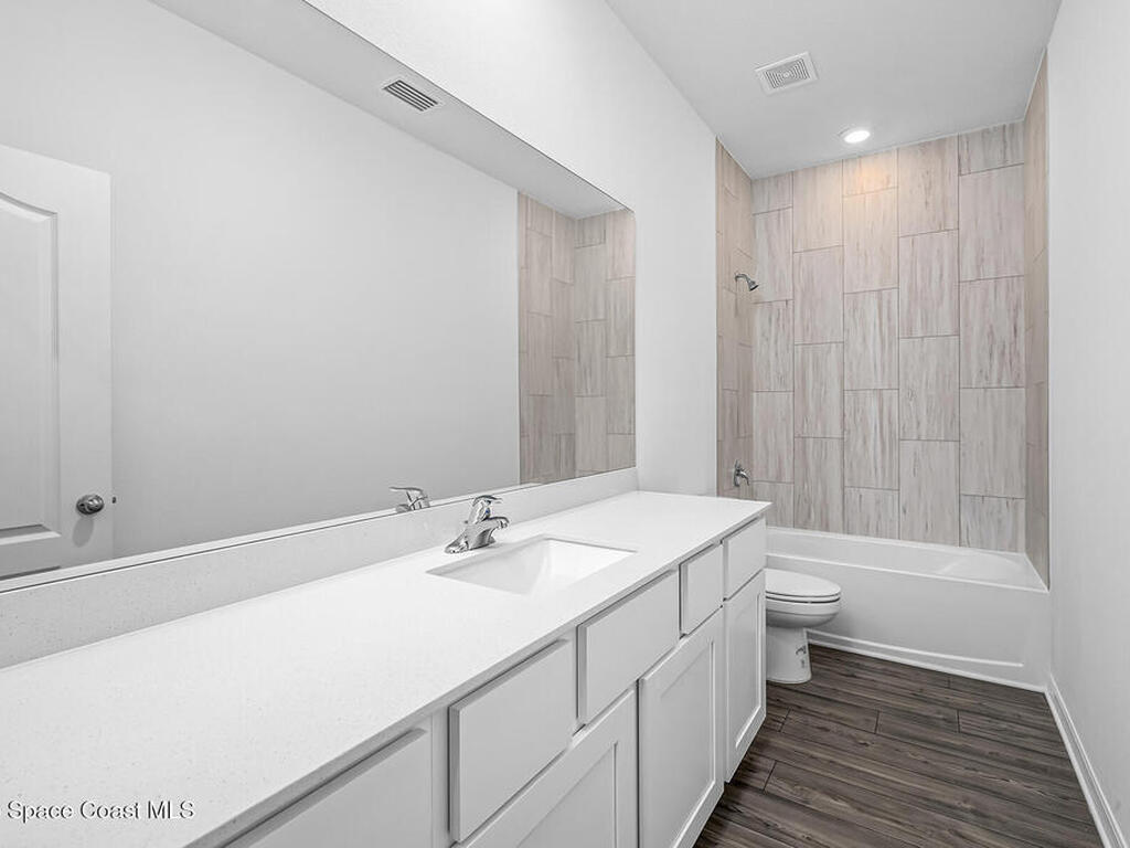 418 Haleybury Street, Palm Bay, FL 32908