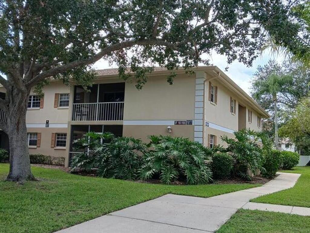 1617 Sunny Brook Lane, Palm Bay, FL 32905