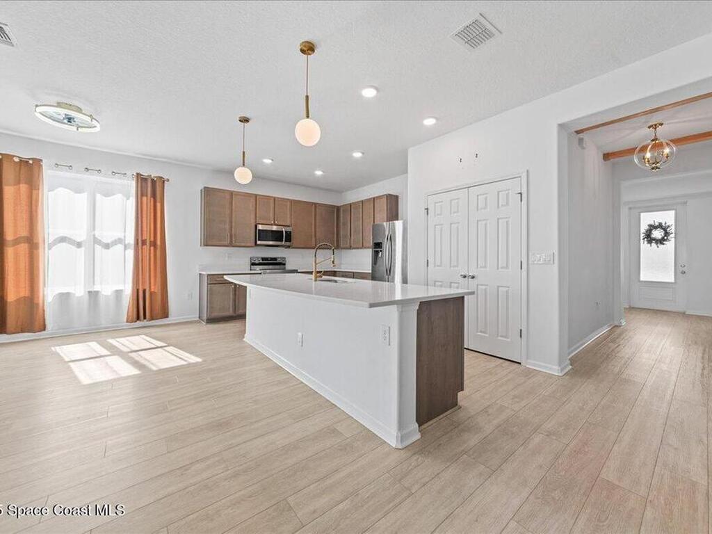 2601 Pinwherry Street, Palm Bay, FL 32907