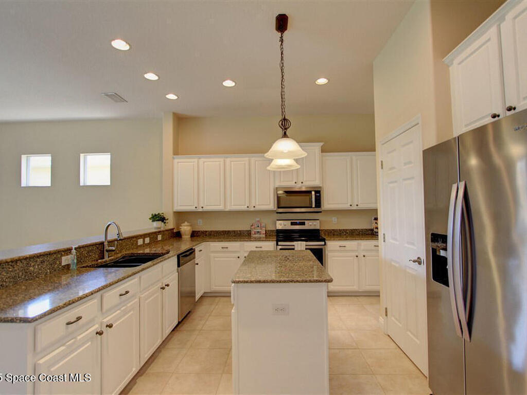 1175 Clubhouse Drive, Rockledge, FL 32955