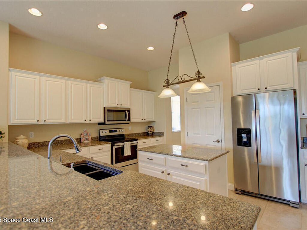 1175 Clubhouse Drive, Rockledge, FL 32955