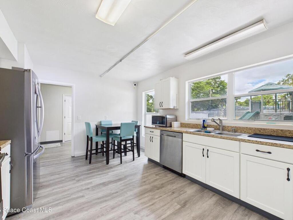 1340 S Wickham Road, Melbourne, FL 32904